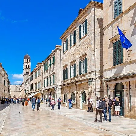 O * Dubrovnik